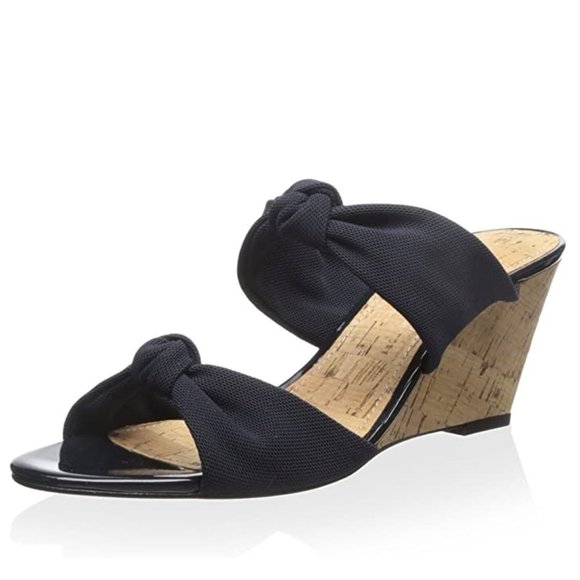 Donald J Pliner Pela Women's Knotted Wedge Slider - Picture 1 of 4